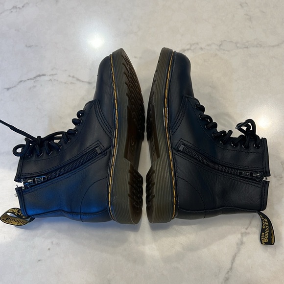 Dr. Martens 1460 J Black Leather Lace Up Boots sz 11 - Picture 5 of 10